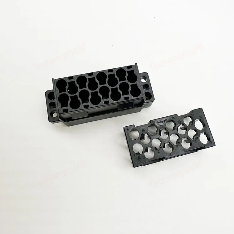 特诚科技精密工程塑料注塑件实拍